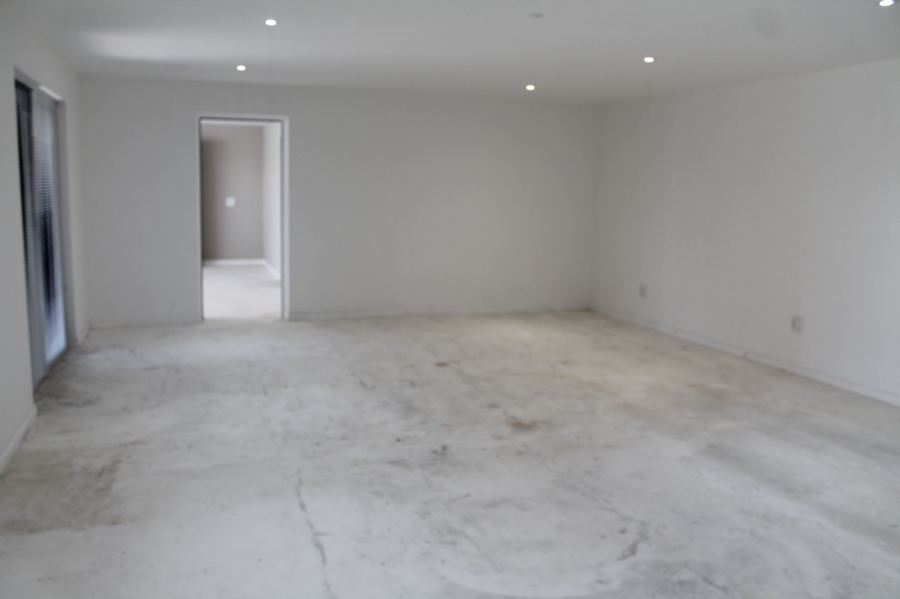 1 Bedroom Property for Sale in Somerset West Western Cape